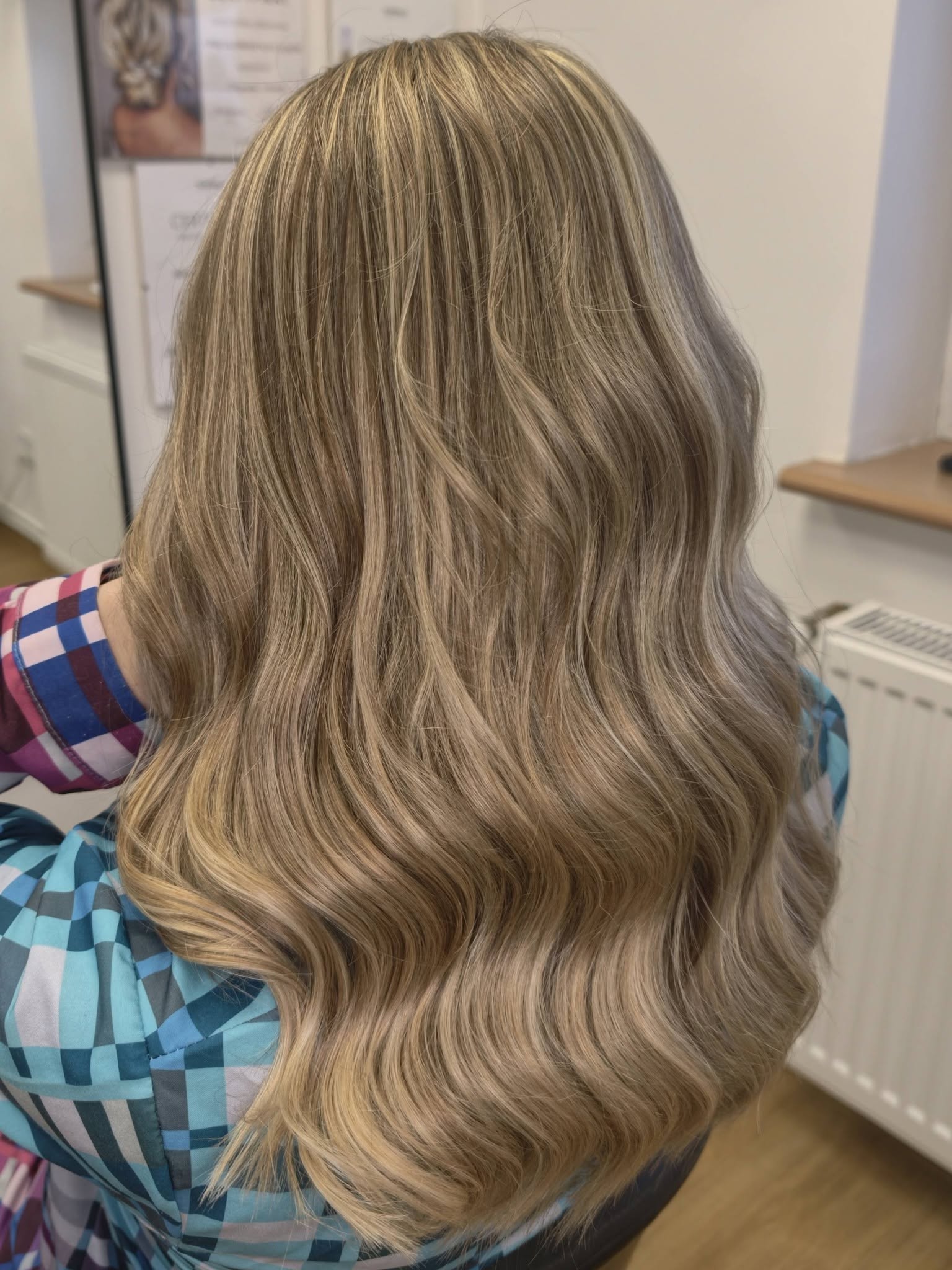 Strzyżenie i modelowanie — Salon Fryzjerski Finezja